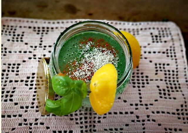 Frullato Super Proteico Con Banana E Alga Spirulina Algafood